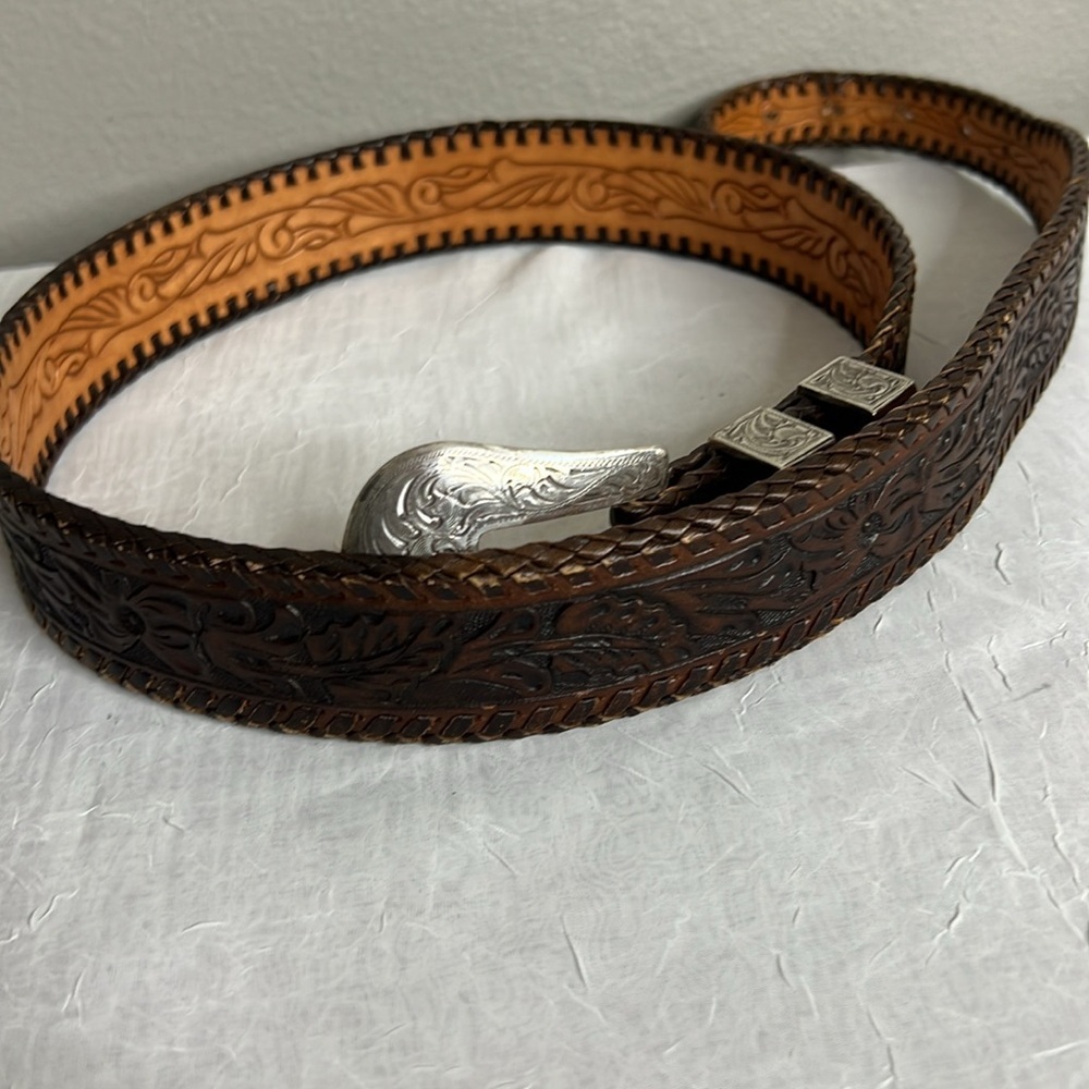 Appaloosa Hand Tooled Reversible Leather Belt Size 40 - Picture 5 of 12